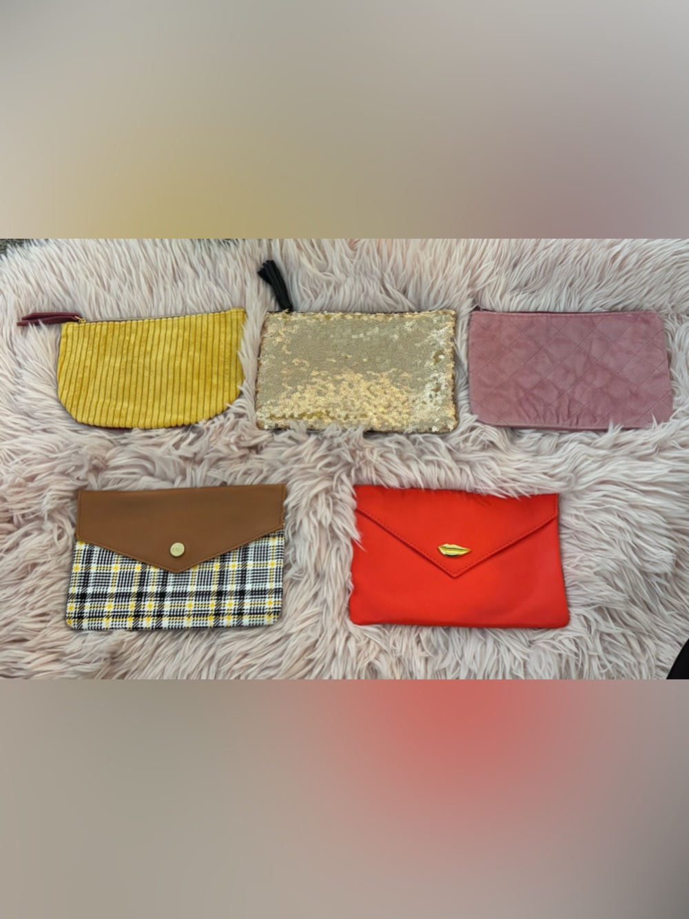 Ipsy bag -5ct